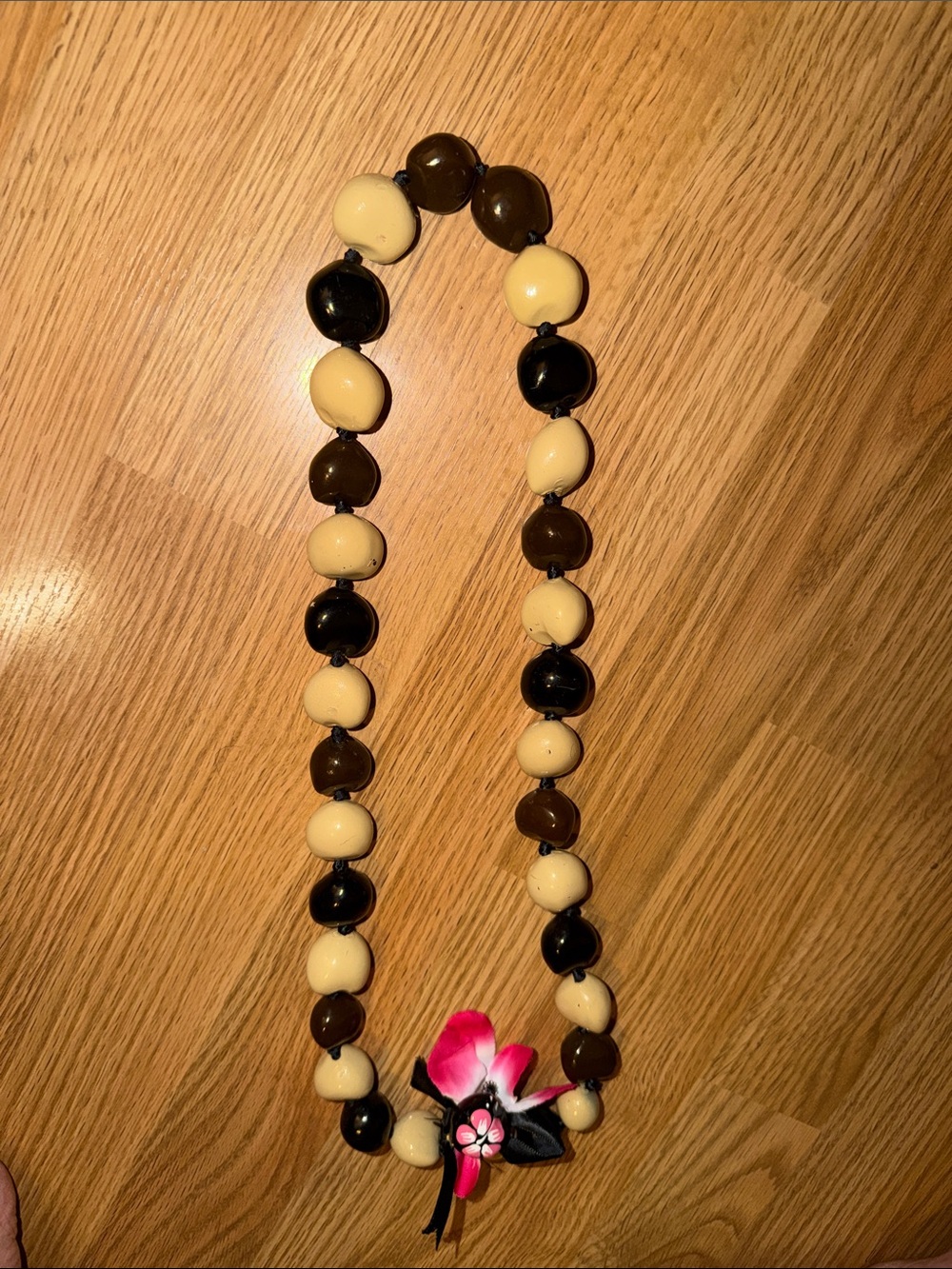 808 beads handmade kukui nut lei
